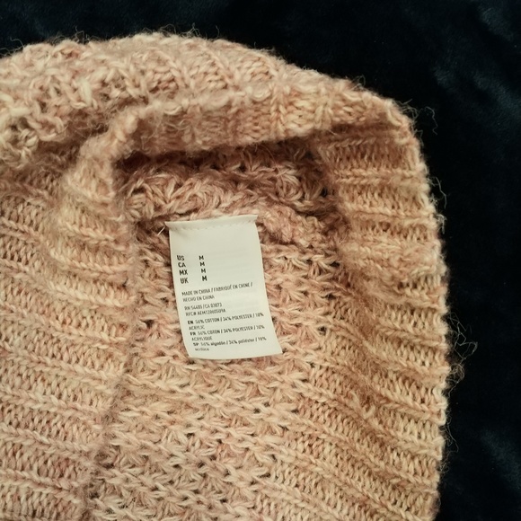 5/$25 american eagle. high neck sweater. medium - Picture 3 of 6